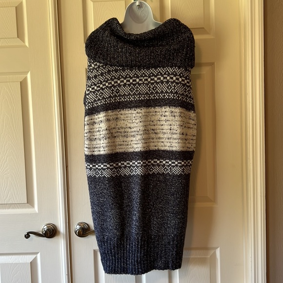 “Elinor” tunic sweater - Picture 5 of 7